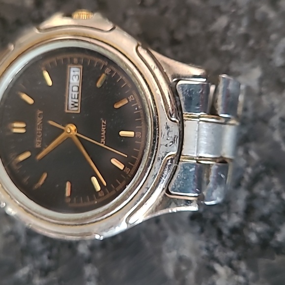 Men's Regency Quartz Watch - Picture 11 of 11